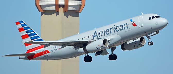 American Airbus A320-232 N651AW, Phoenix Sky Harbor, October 14, 2017